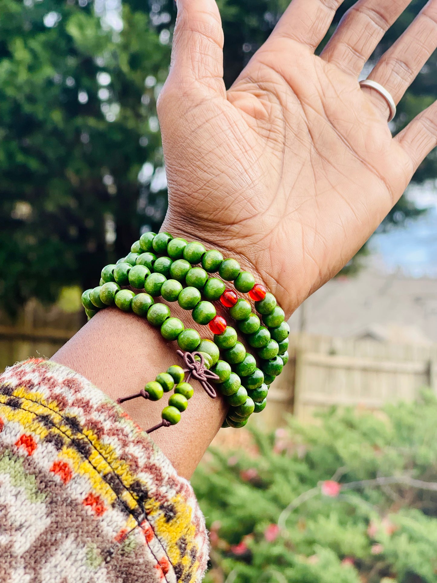 Sandalwood Mala Beads for Chanting, Prayer & Meditation - Queen Bey Health