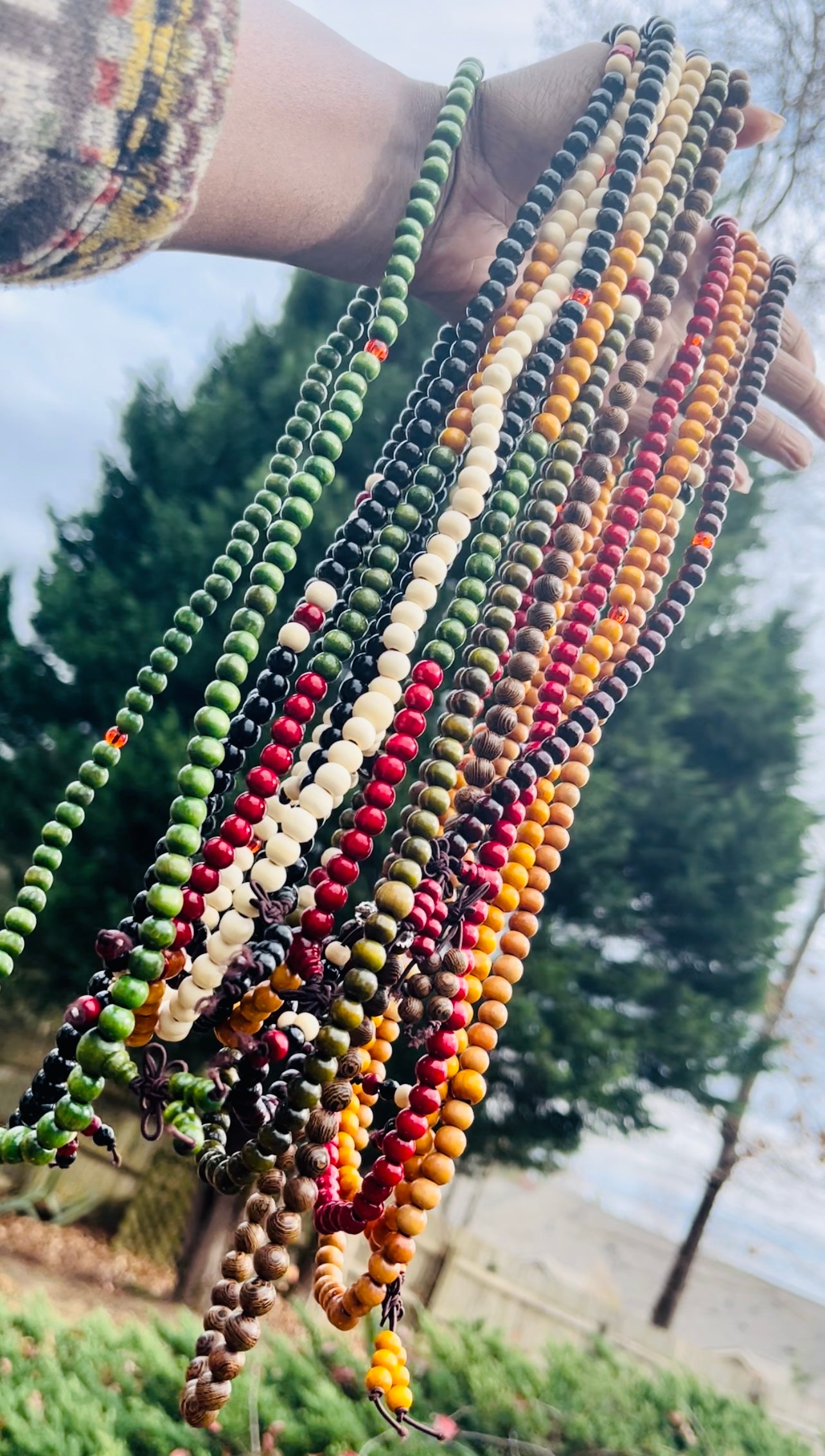 Sandalwood Mala Beads for Chanting, Prayer & Meditation - Queen Bey Health
