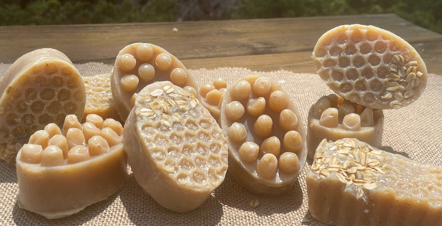 Pure Goats Milk, Oatmeal & Honey - Queen Bey Health