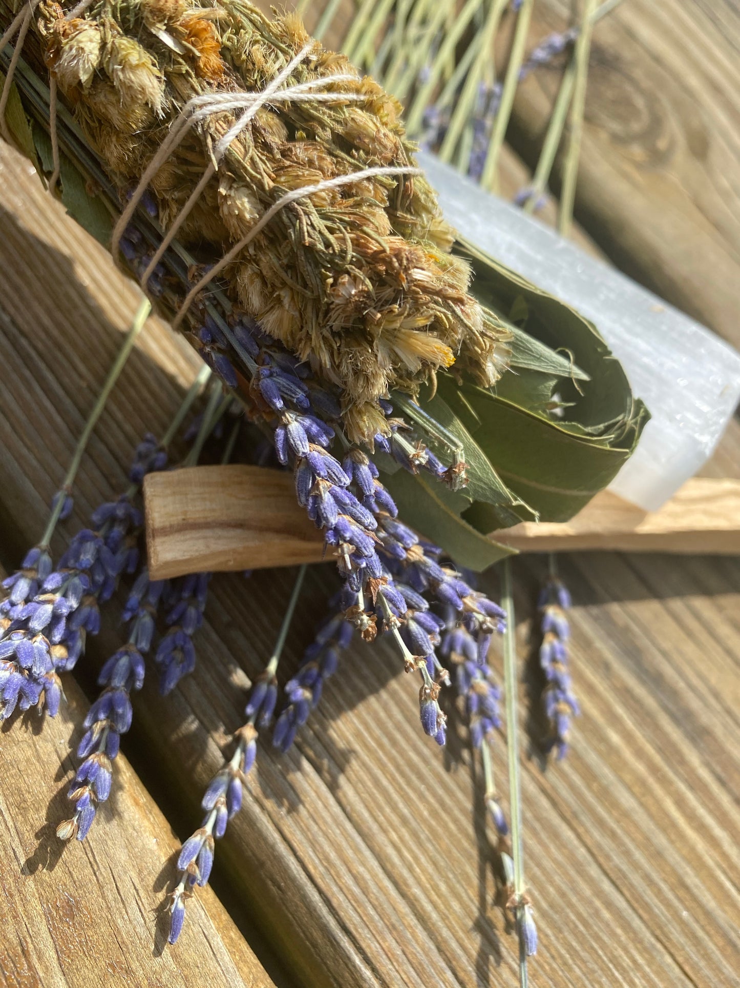 Chamomile, Eucalyptus & Lavender Smudge Bundle - Queen Bey Health 
